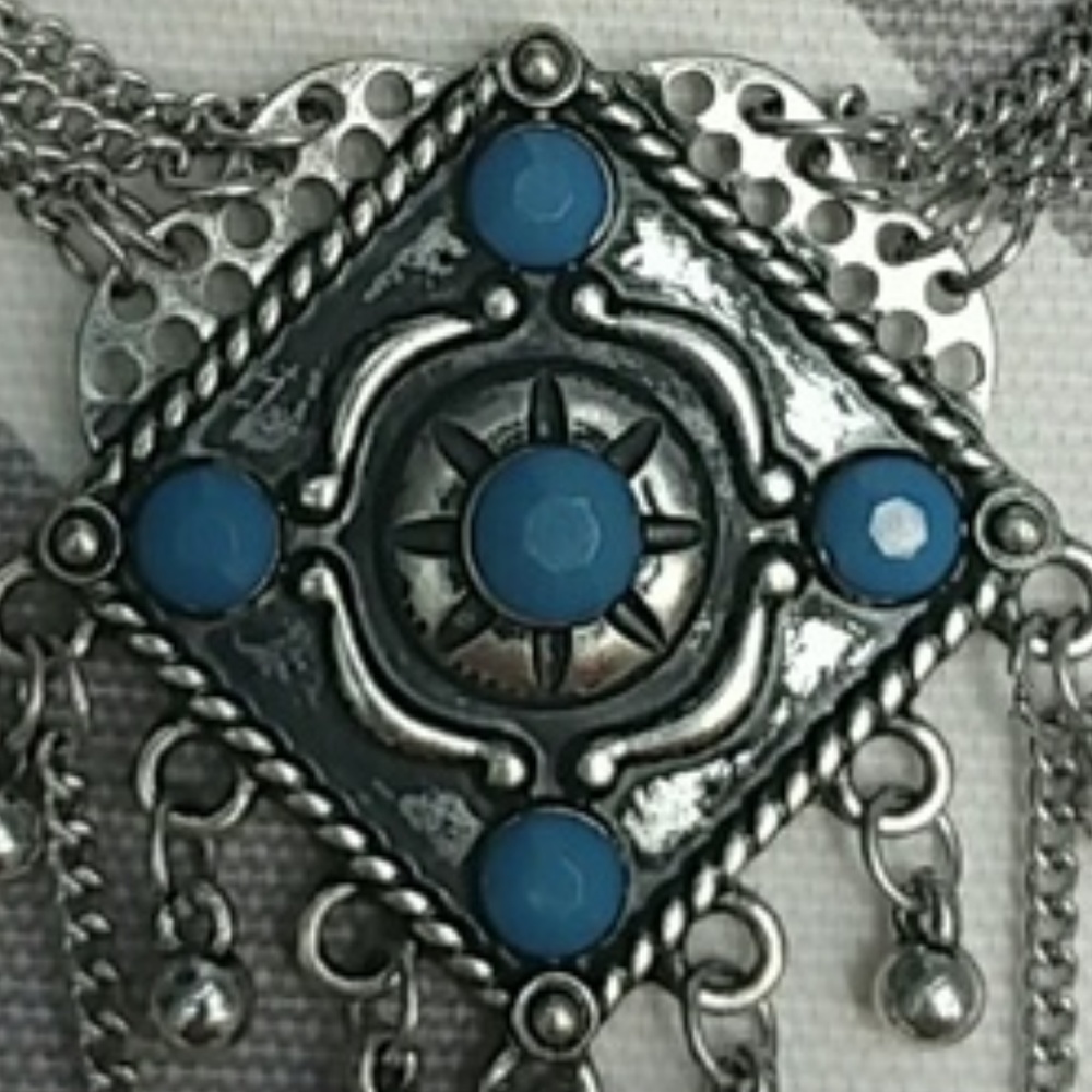 COUNTRY VIBES NECKLACE - Picture 3 of 3